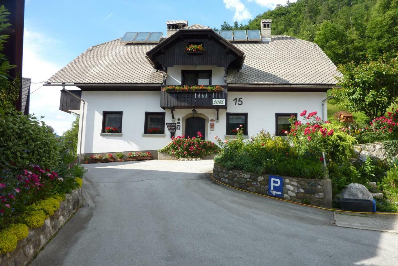 Bauernhof Turisticna Kmetija Zerovc